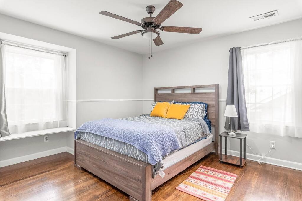 샬럿 Spotless 4Br Near Clt Uptown, Fast Wi-Fi 아파트 외부 사진