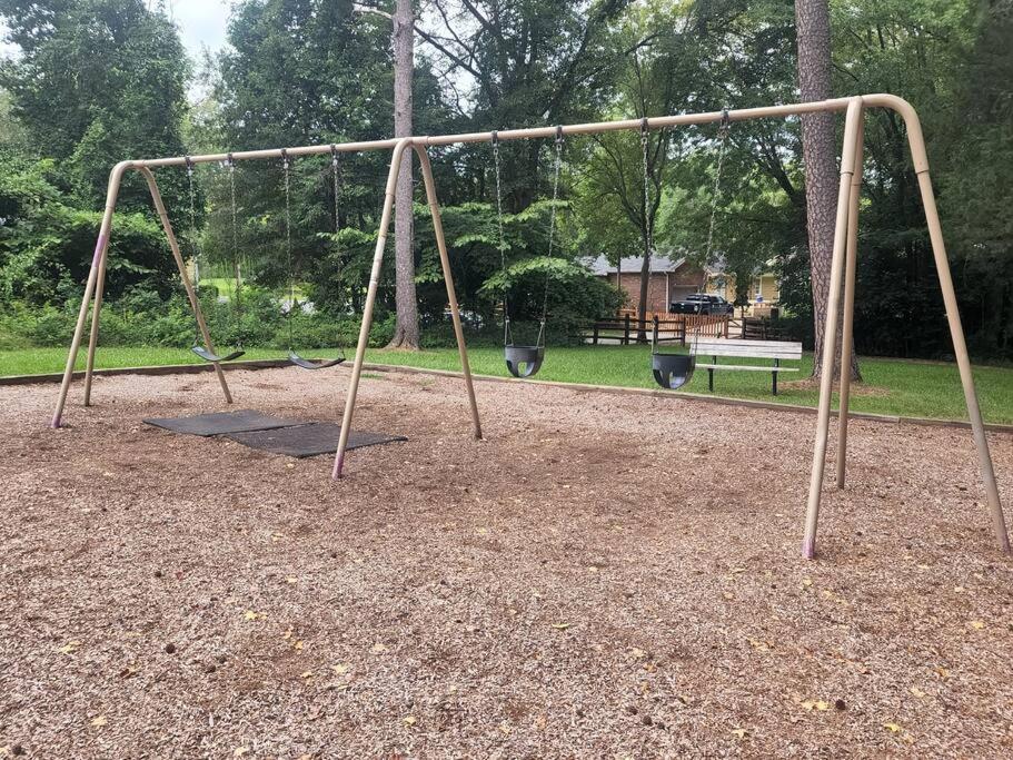샬럿 Spotless 4Br Near Clt Uptown, Fast Wi-Fi 아파트 외부 사진